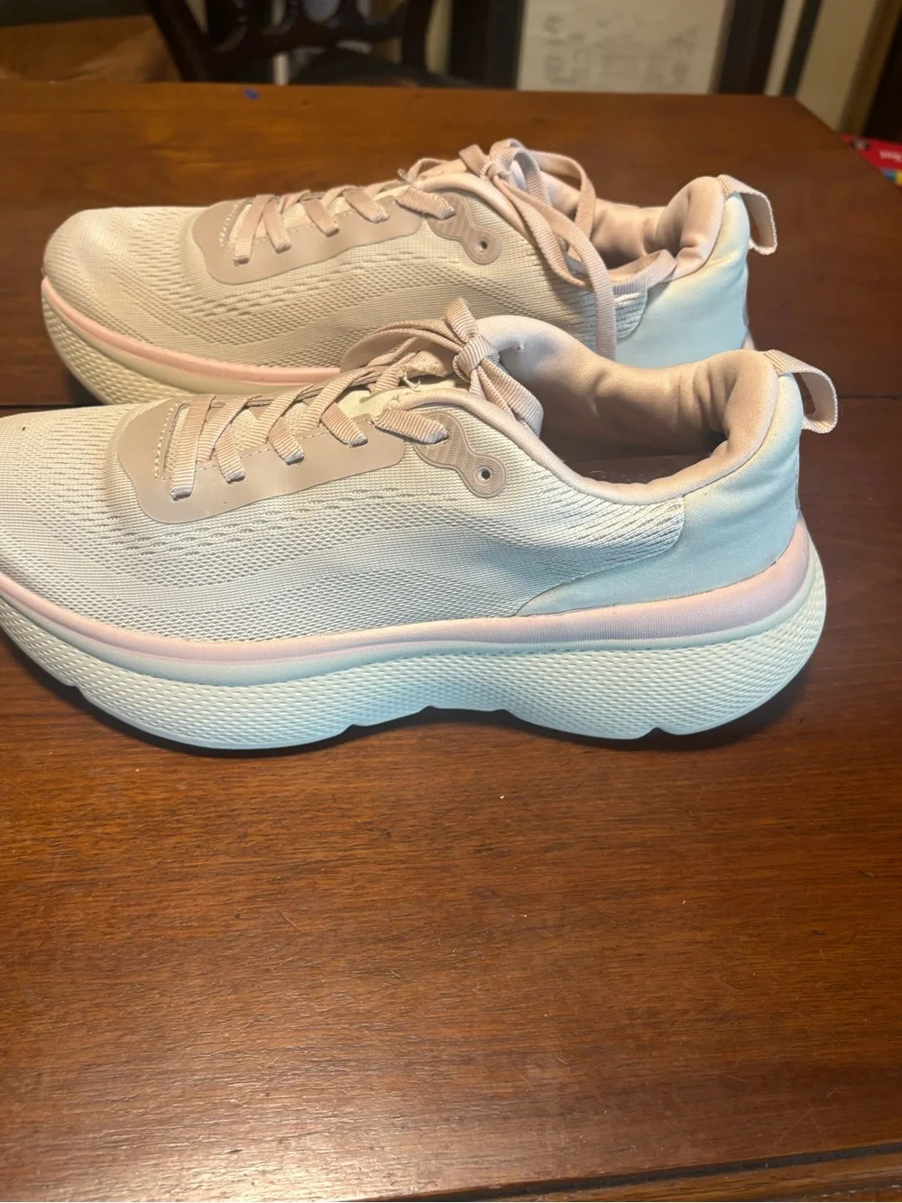 Revitalign Women’s Gaia Orthotic Walking Sneakers Sand Shell/Beige/Pink Size 9